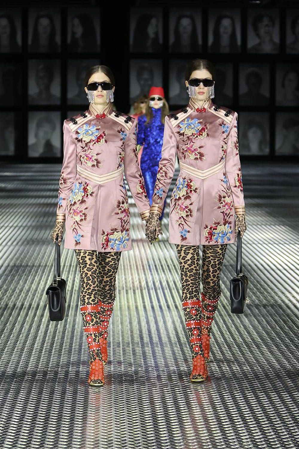 Gucci Primavera Verão 2023 Twinsburg Runway revista