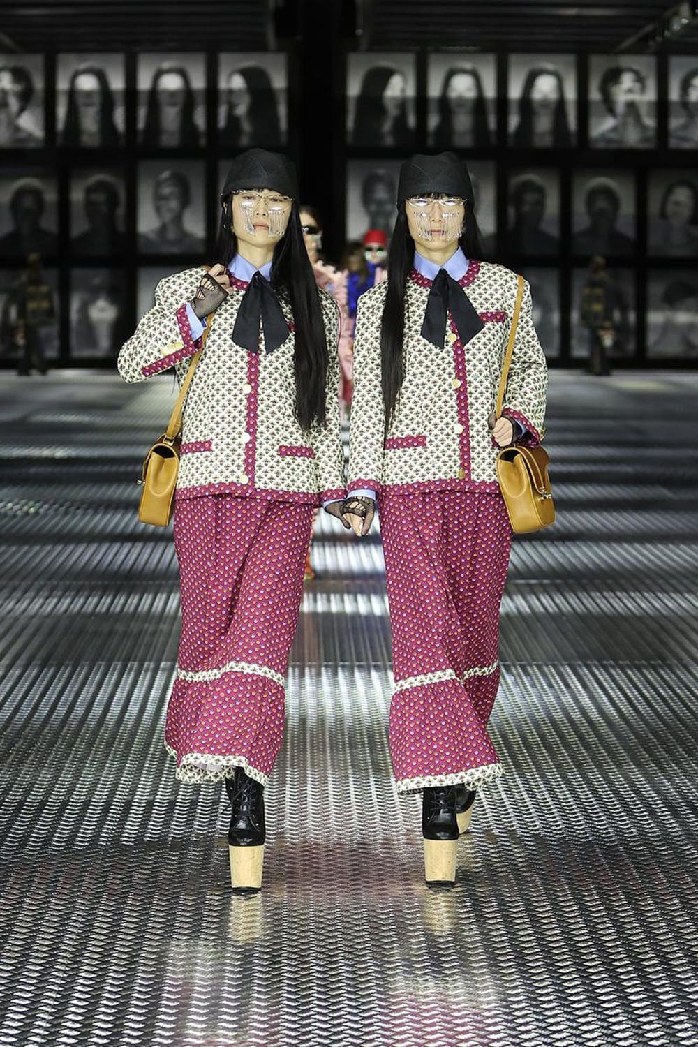 Gucci Primavera Verão 2023 Twinsburg Runway revista