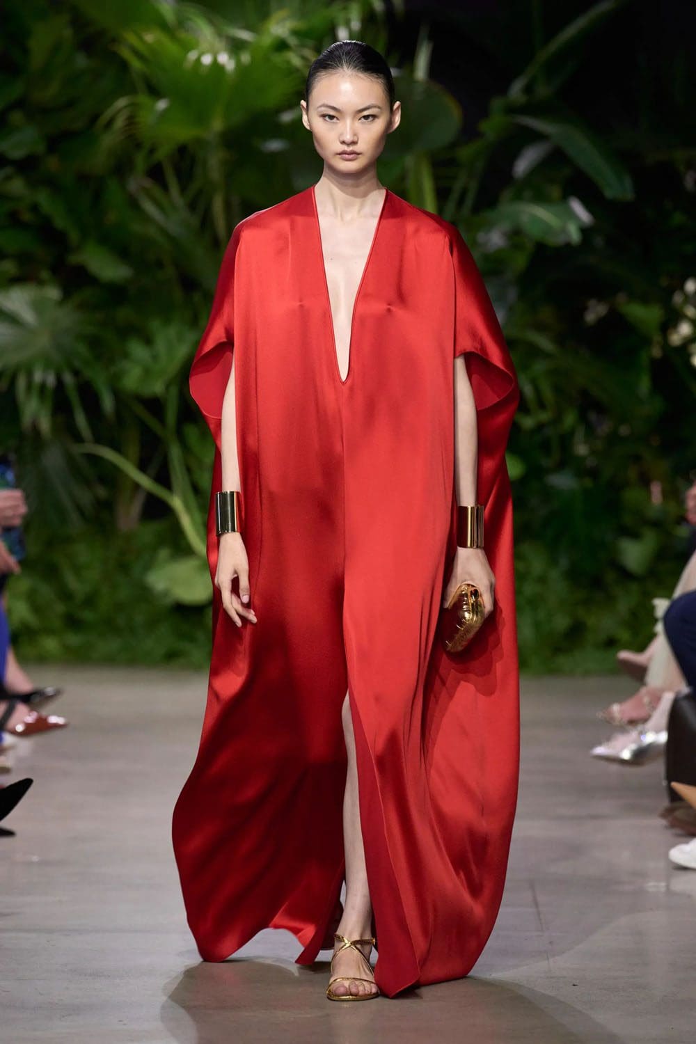 Michael Kors Frühling Sommer 2023 Berlin Runway Magazin
