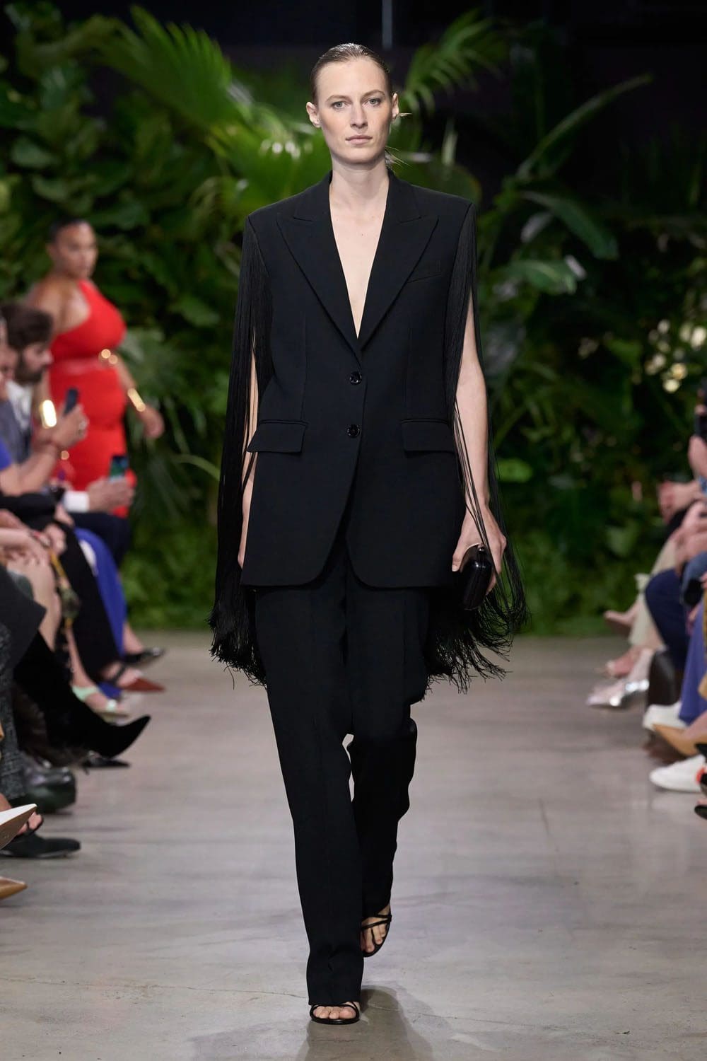 Michael Kors Frühling Sommer 2023 Berlin Runway Magazin