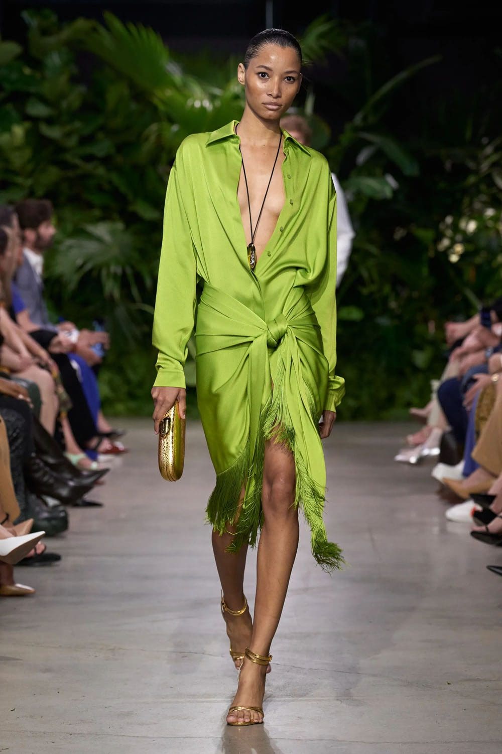 Michael Kors Frühling Sommer 2023 Berlin Runway Magazin