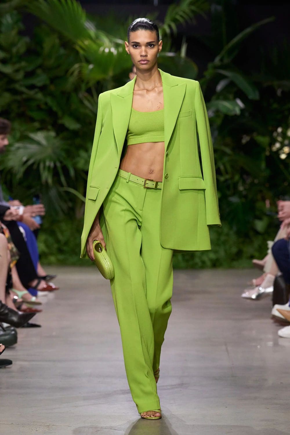Michael Kors Frühling Sommer 2023 Berlin Runway Magazin