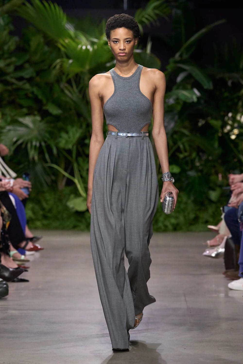 Michael Kors Frühling Sommer 2023 Berlin Runway Magazin