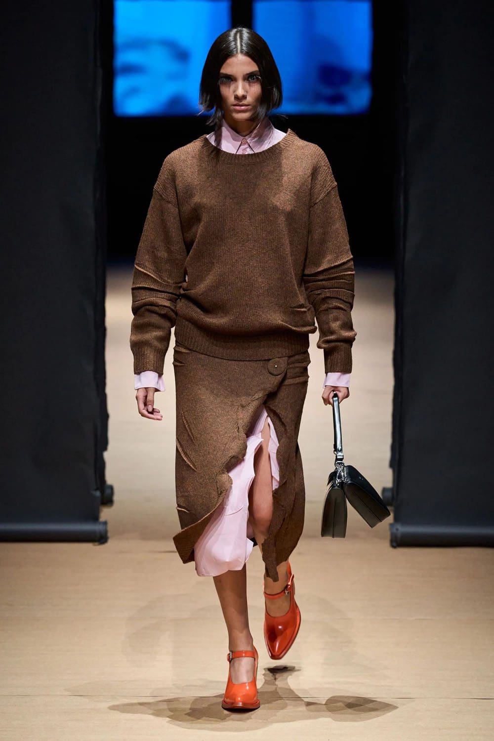Prada Primavera Verão 2023 Milan Runway revista