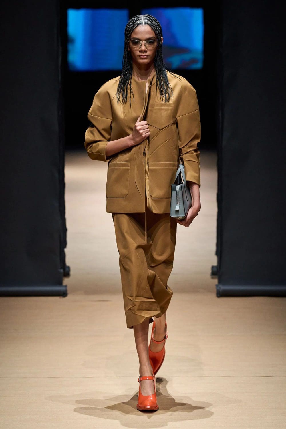 Prada Primavera Verão 2023 Milan Runway revista