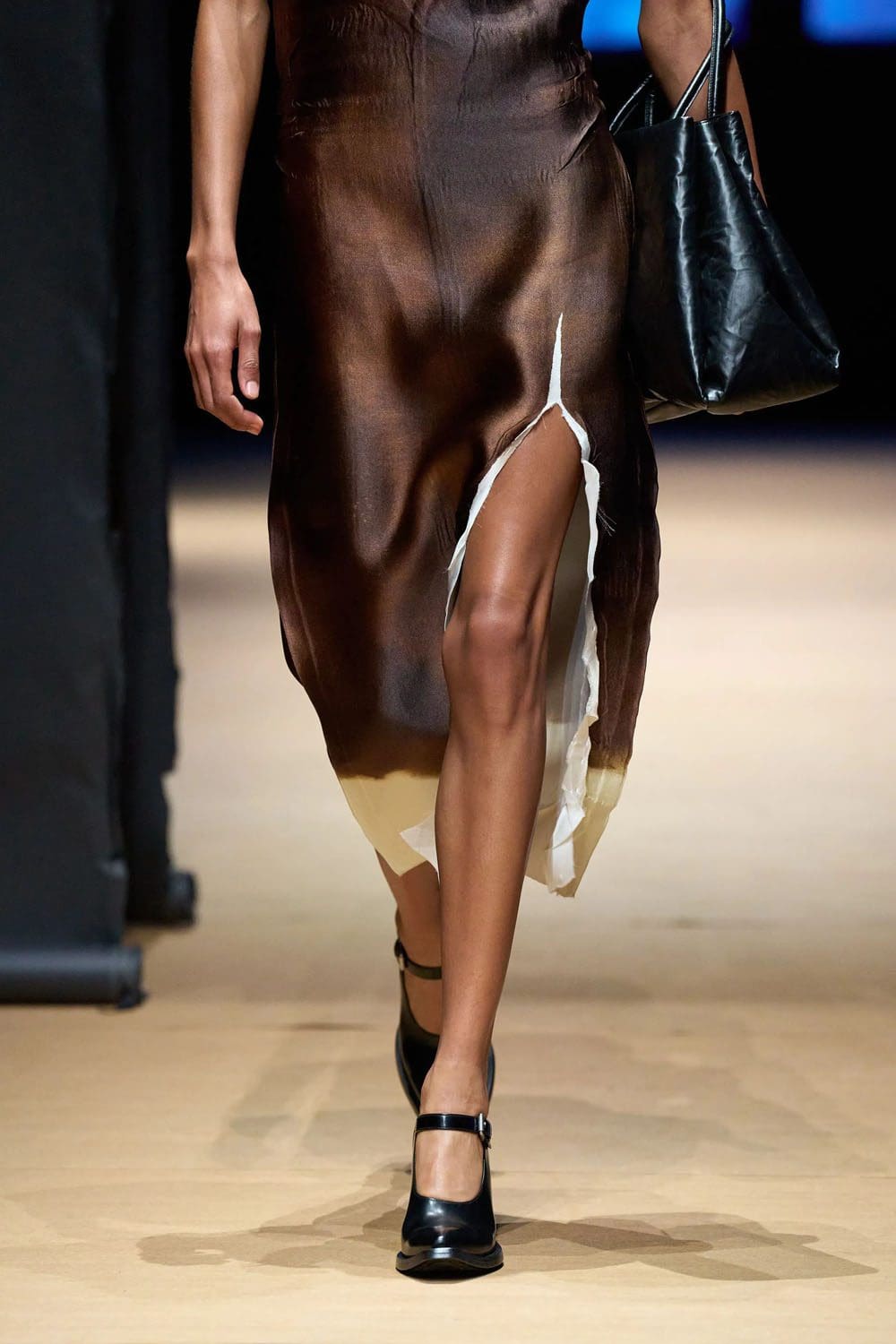 Prada Primavera Verão 2023 Milan Runway revista