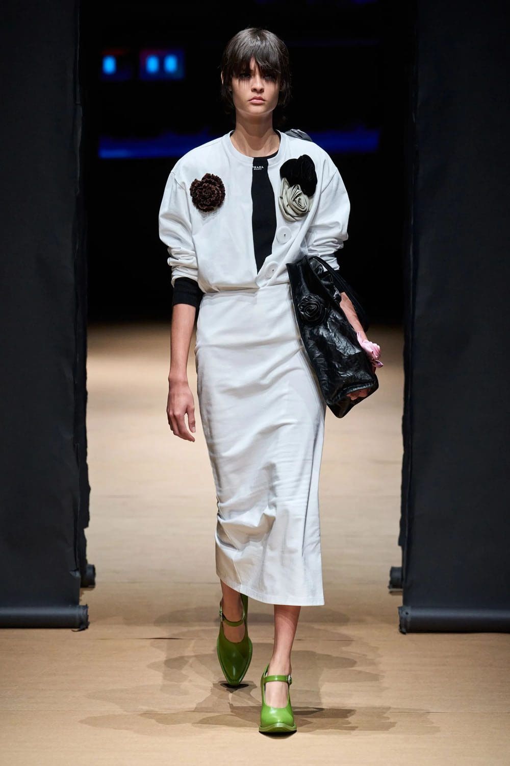 Prada Primavera Verão 2023 Milan Runway revista