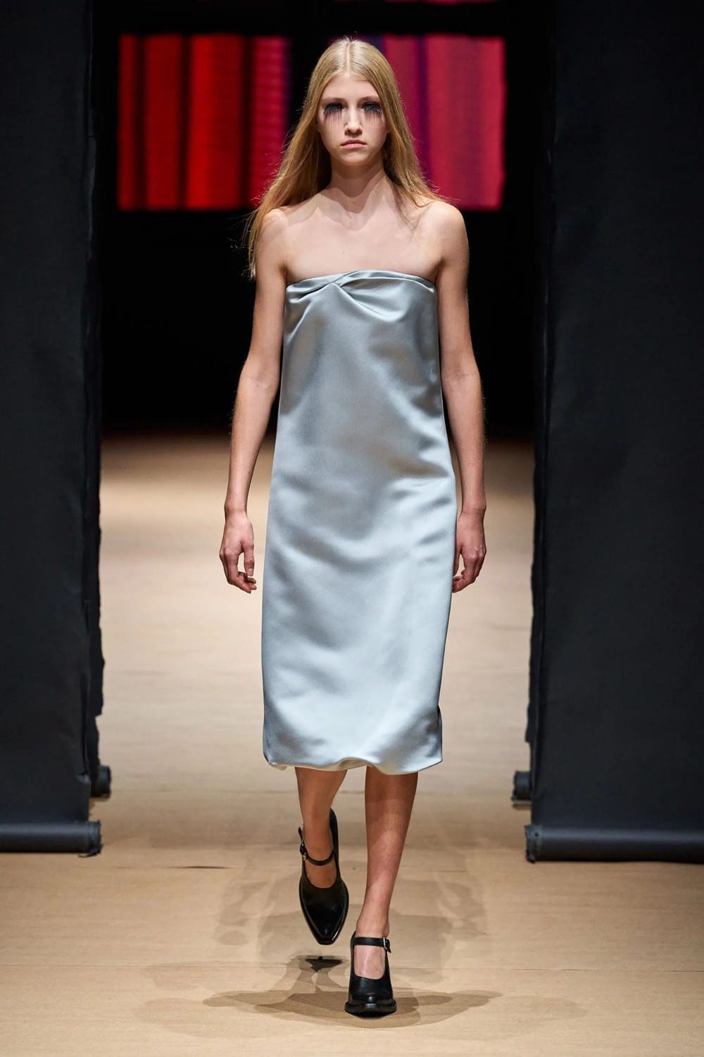 Prada Primavera Verão 2023 Milan Runway revista