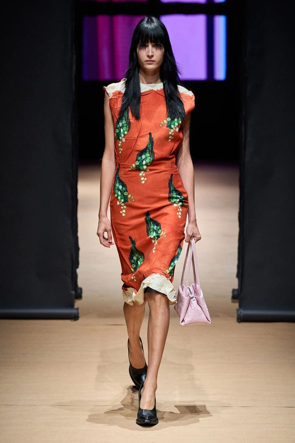 Prada Primavera Verão 2023 Milan Runway revista
