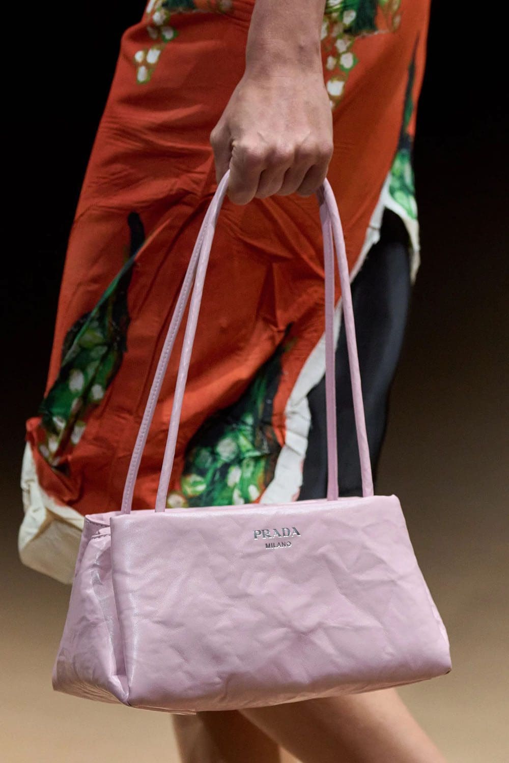 Prada Primavera Verão 2023 Milan Runway revista