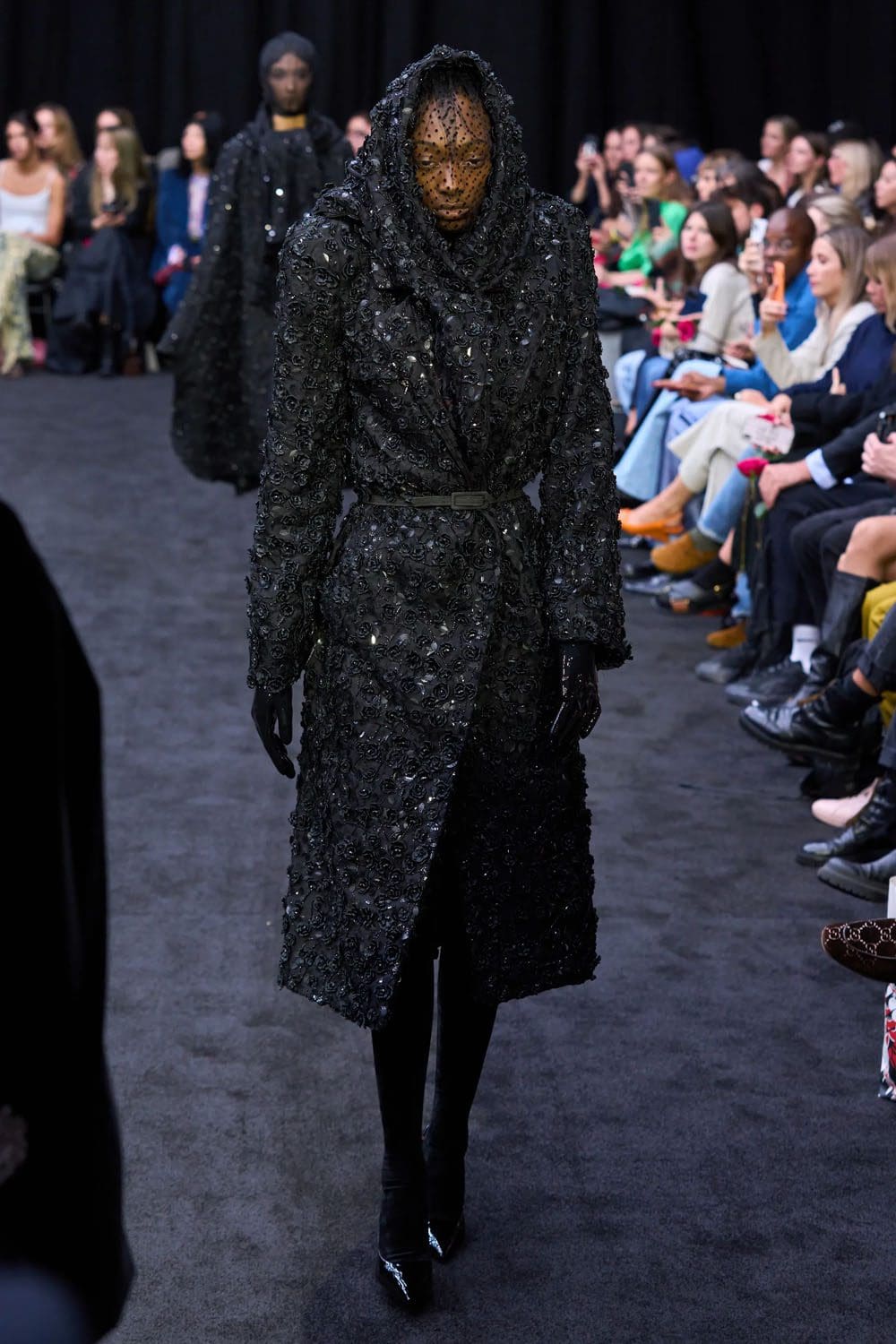 Richard Quinn Primavera Estate 2023 Londra Runway Magazine
