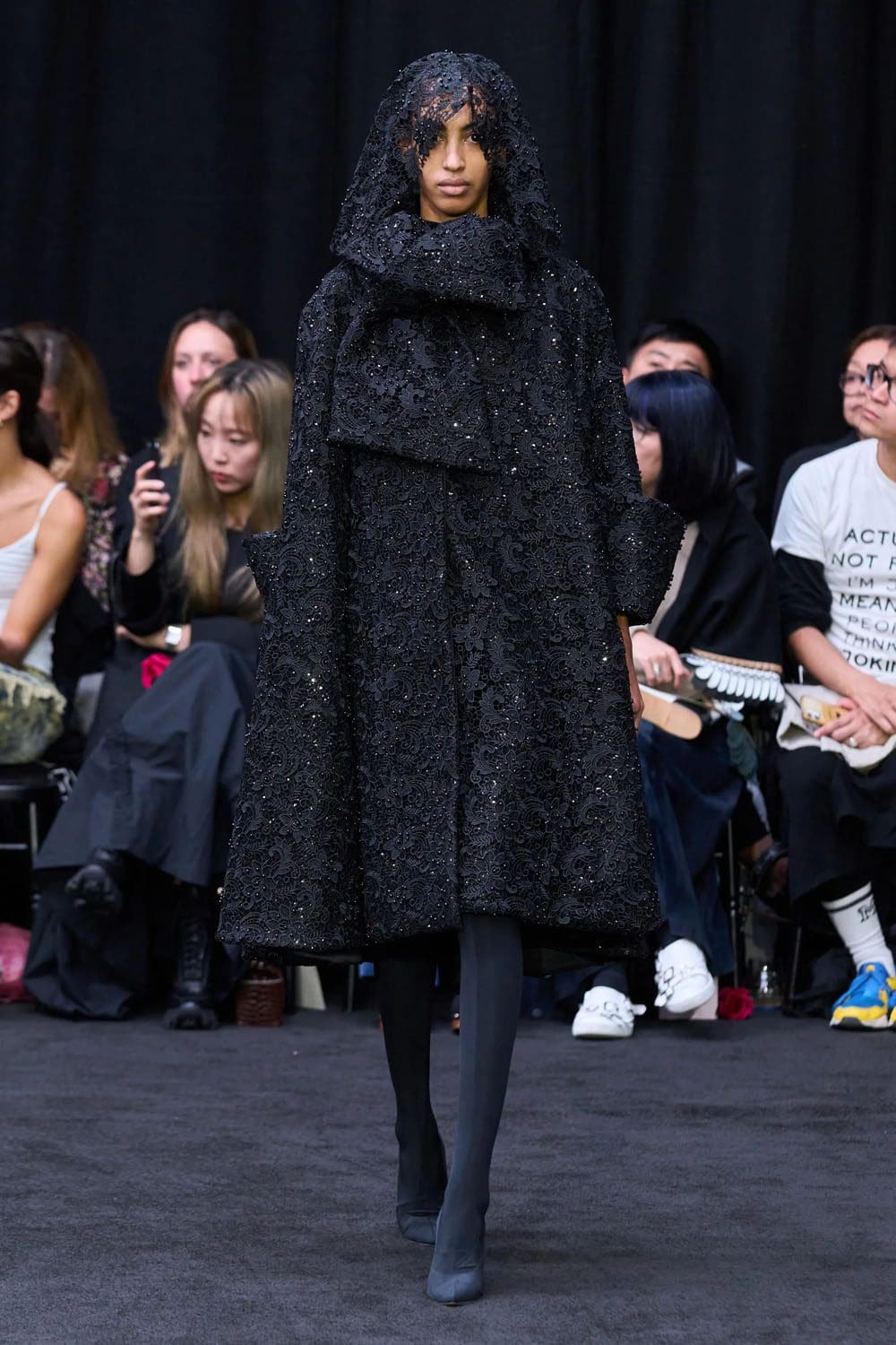 Richard Quinn Primavera Estate 2023 Londra Runway Magazine