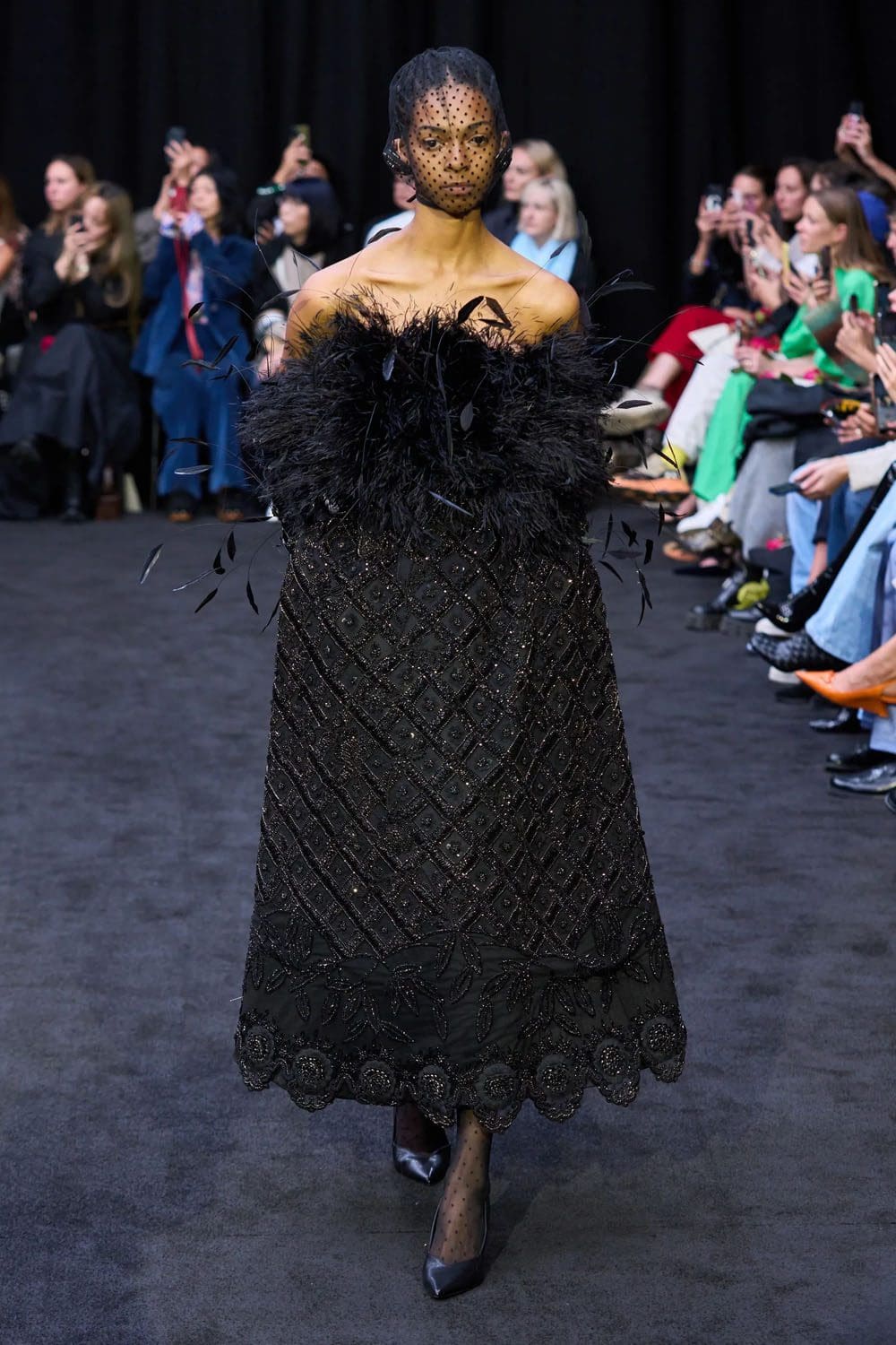 Richard Quinn Primavera Estate 2023 Londra Runway Magazine
