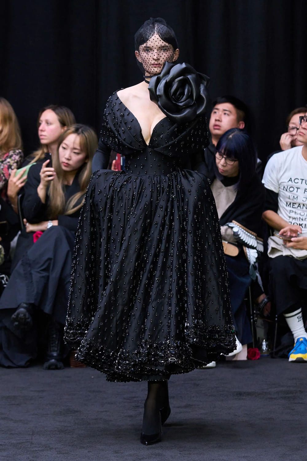 Richard Quinn Primavera Estate 2023 Londra Runway Magazine