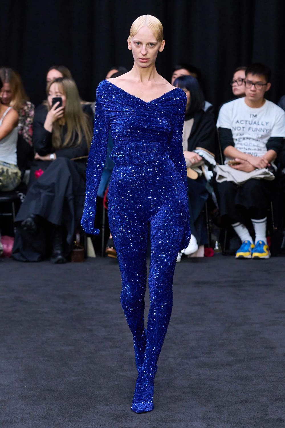 Richard Quinn Primavera Estate 2023 Londra Runway Magazine