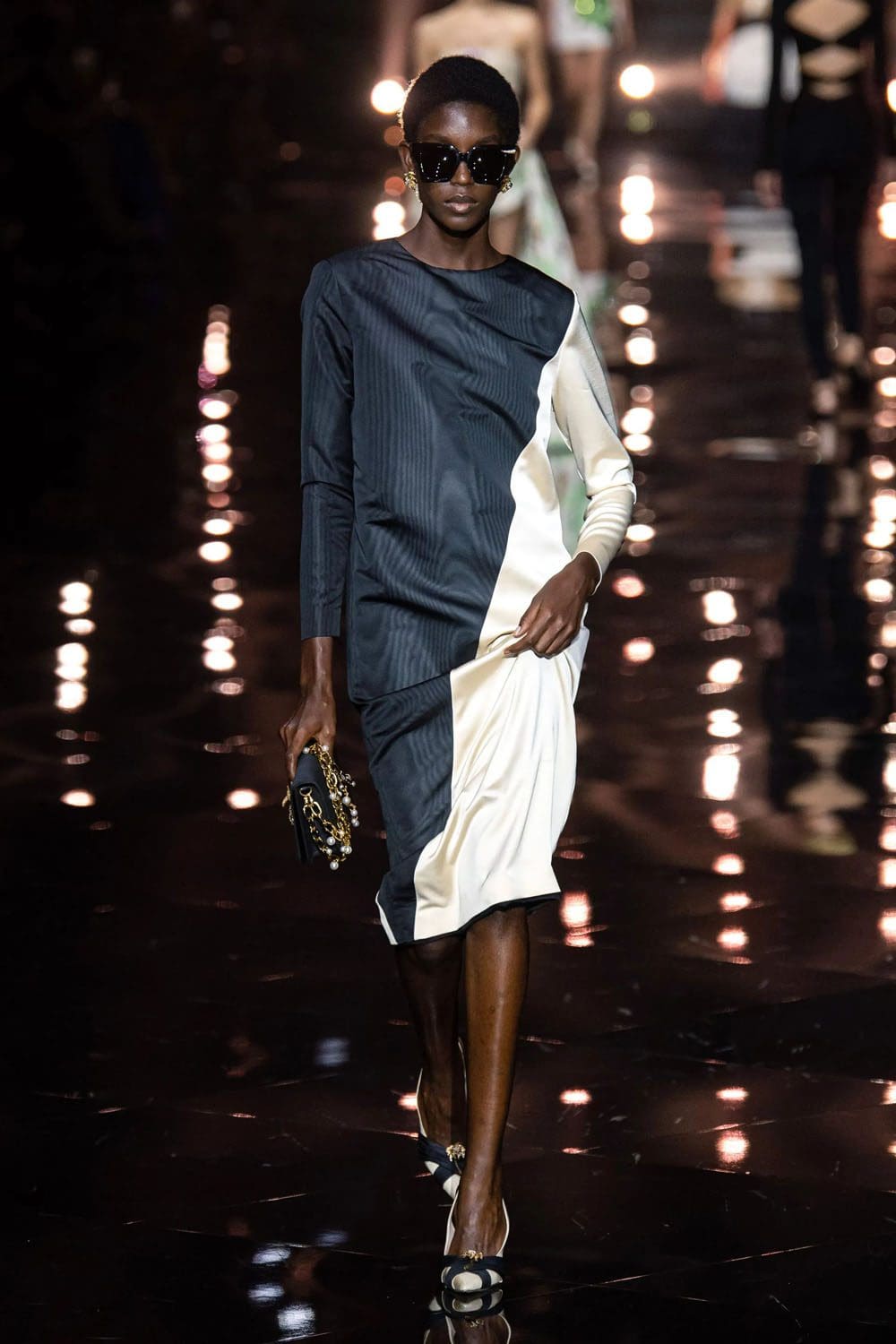 Roberto Cavalli 春夏 2023 米兰 Runway 杂志
