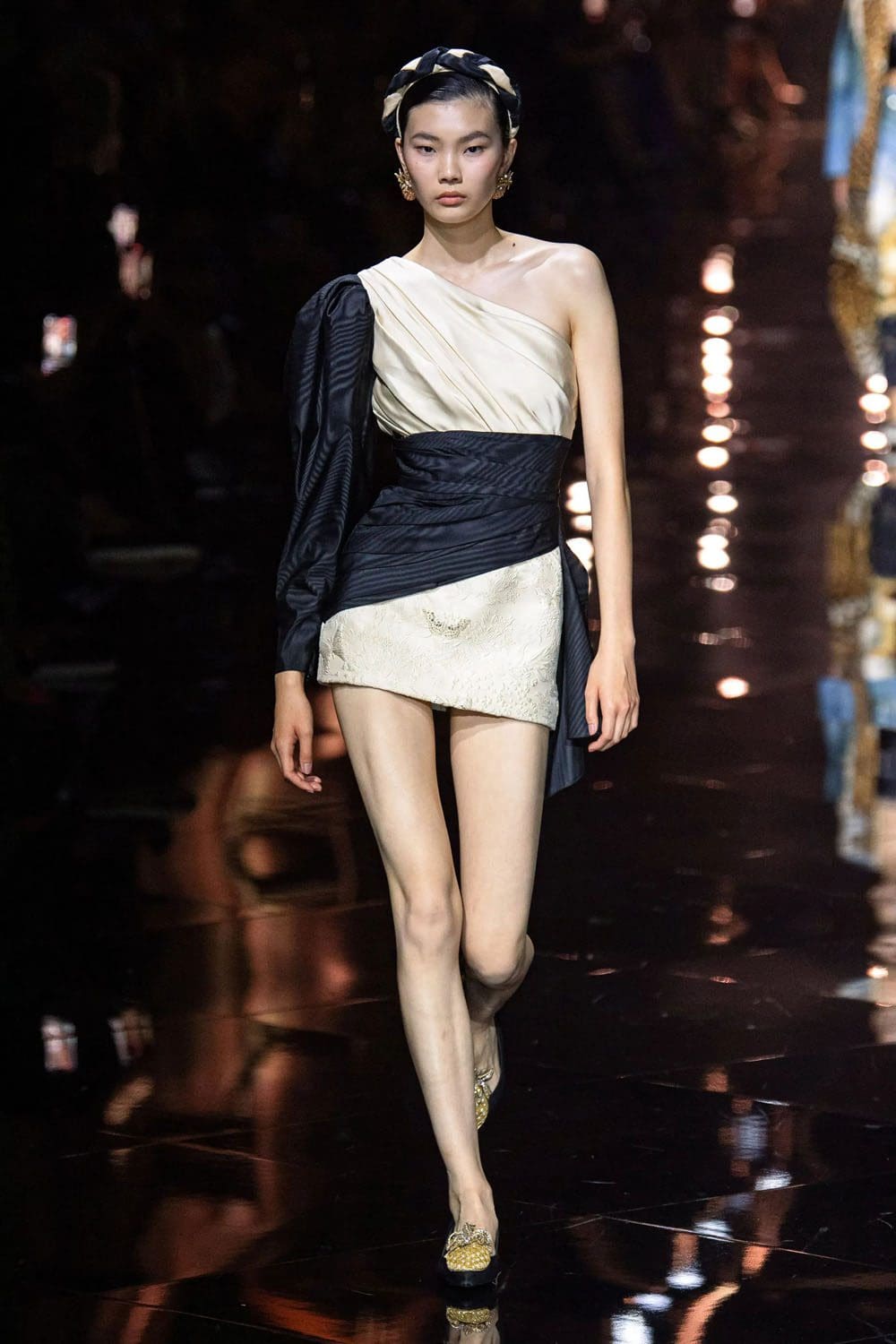 Roberto Cavalli 春夏 2023 米兰 Runway 杂志