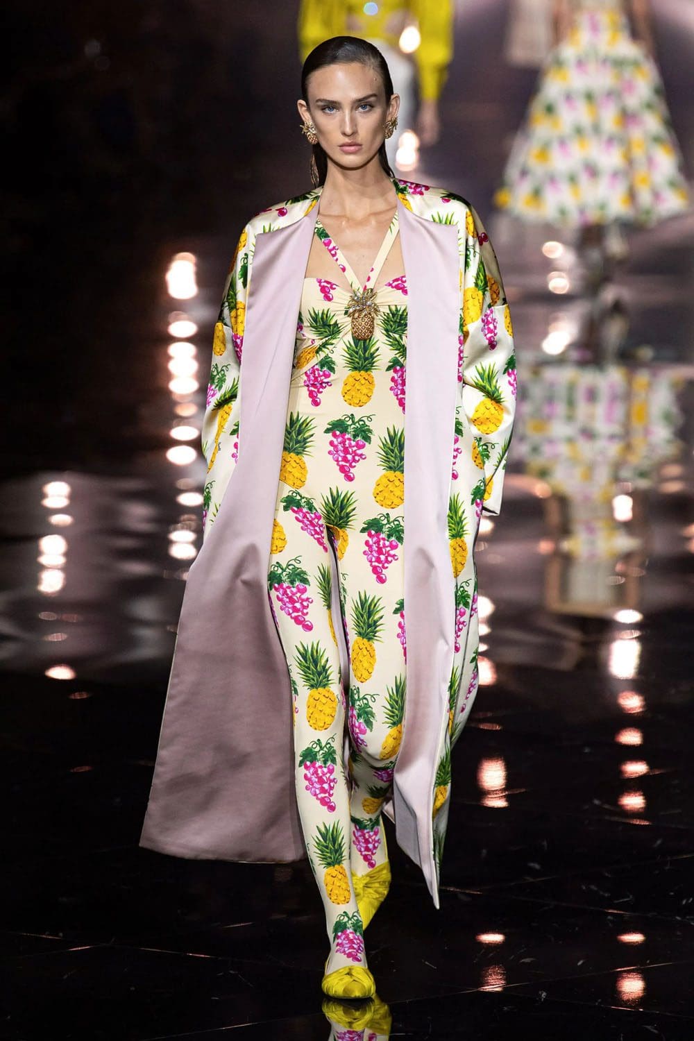 Roberto Cavalli 春夏 2023 米兰 Runway 杂志