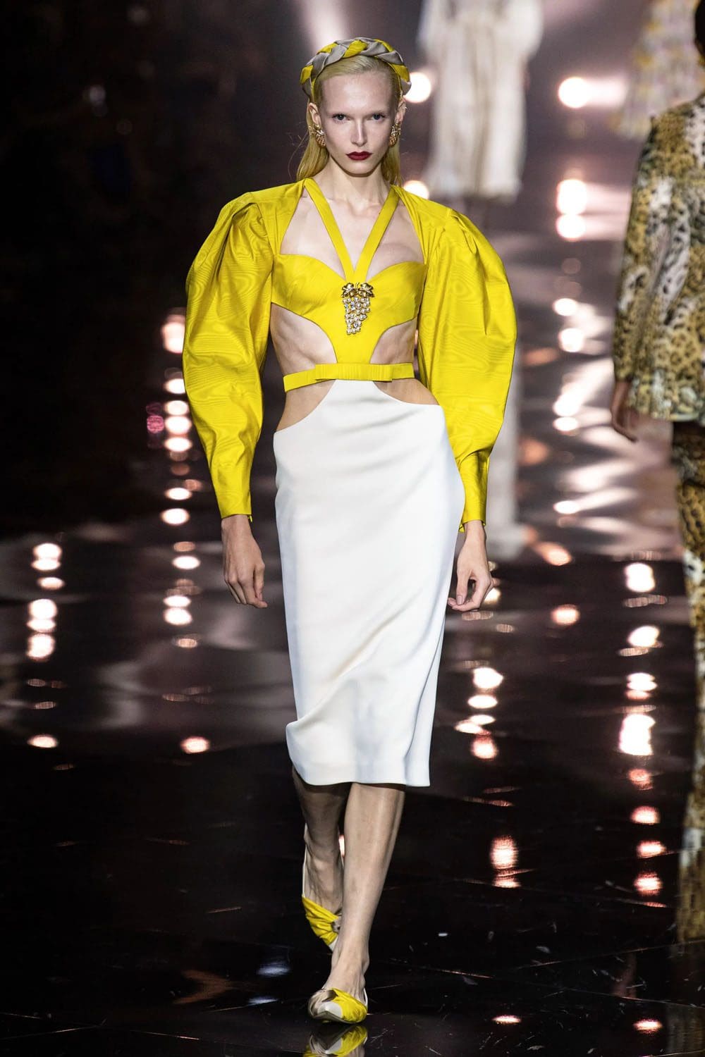 Roberto Cavalli 春夏 2023 米兰 Runway 杂志