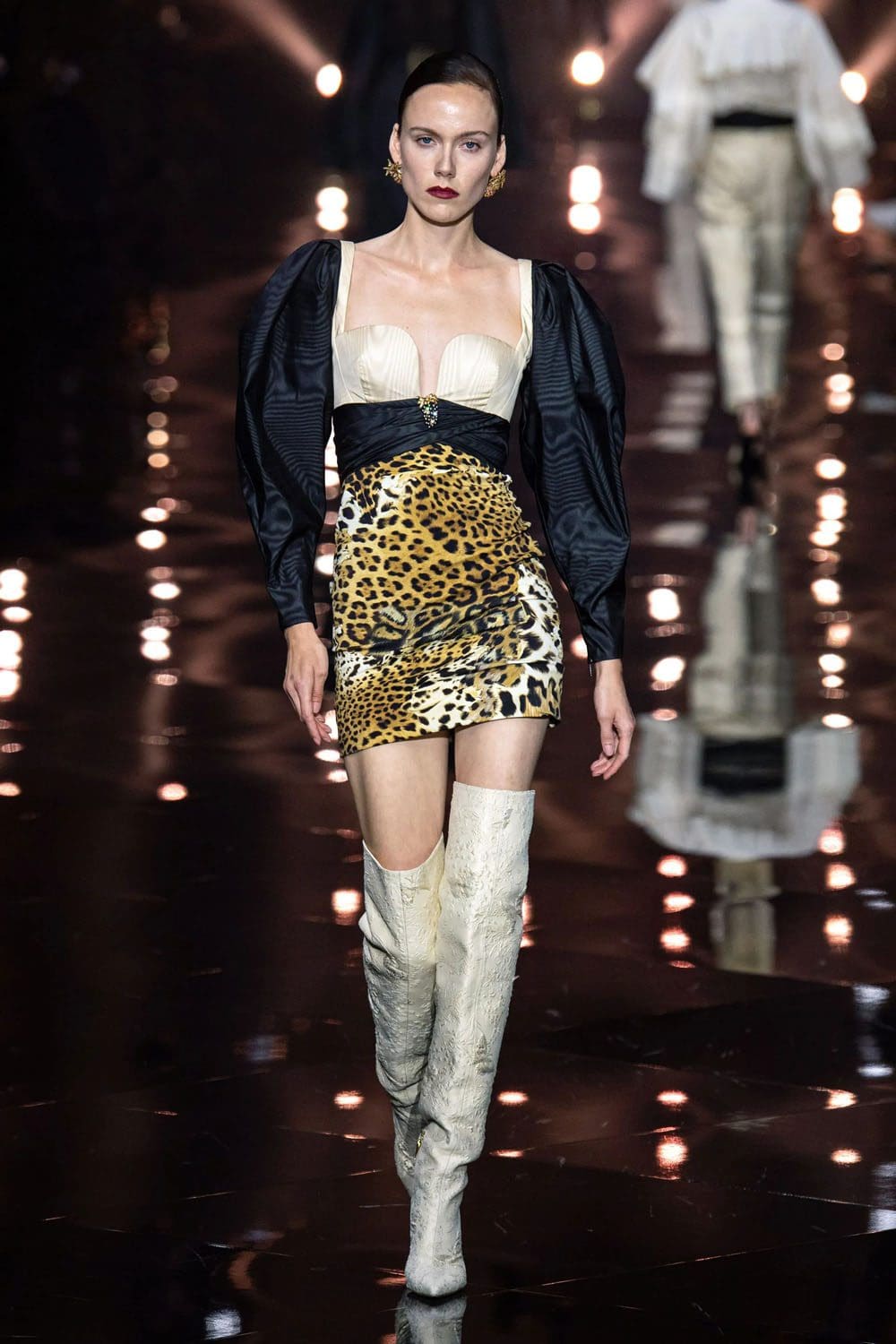 Roberto Cavalli 春夏 2023 米兰 Runway 杂志