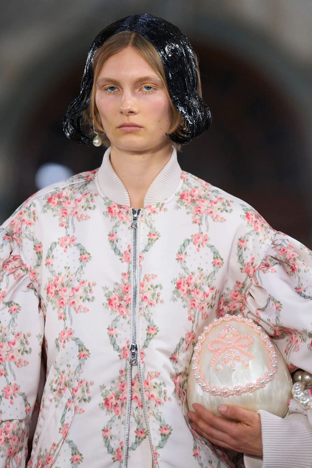 シモーネ・ロシャ 春夏 2023 ロンドン Runway 雑誌