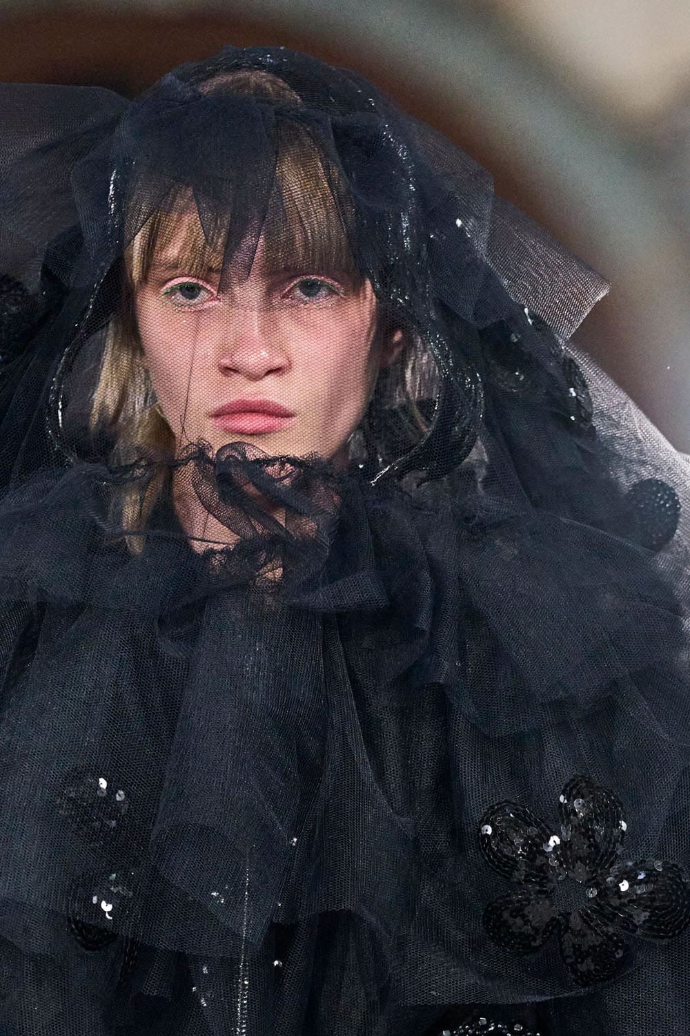 シモーネ・ロシャ 春夏 2023 ロンドン Runway 雑誌