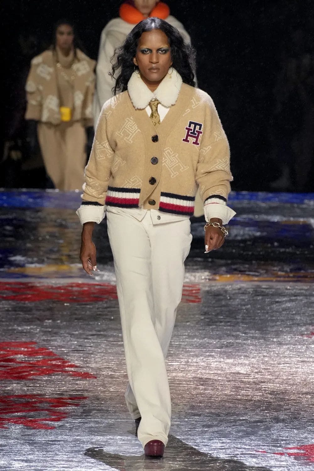 トミー ヒルフィガー - トミー ファクトリー - トミー ナウ - 2022年秋冬 -2023 Runway 雑誌