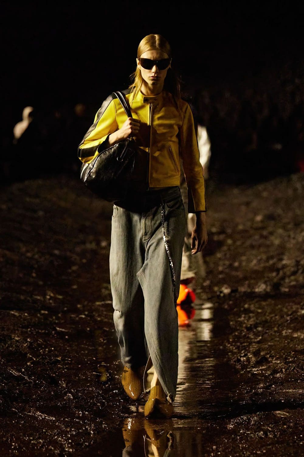 Balenciaga 春夏 2023 核泥秀 Runway 58杂志