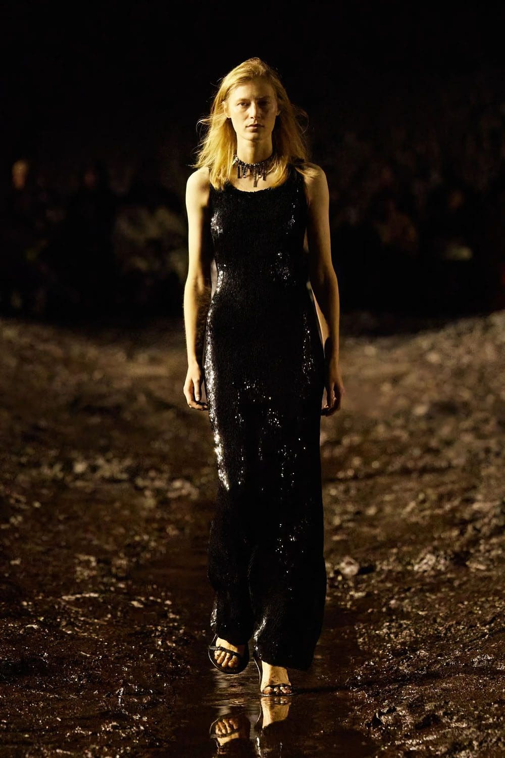 Balenciaga 春夏 2023 核泥秀 Runway 74杂志