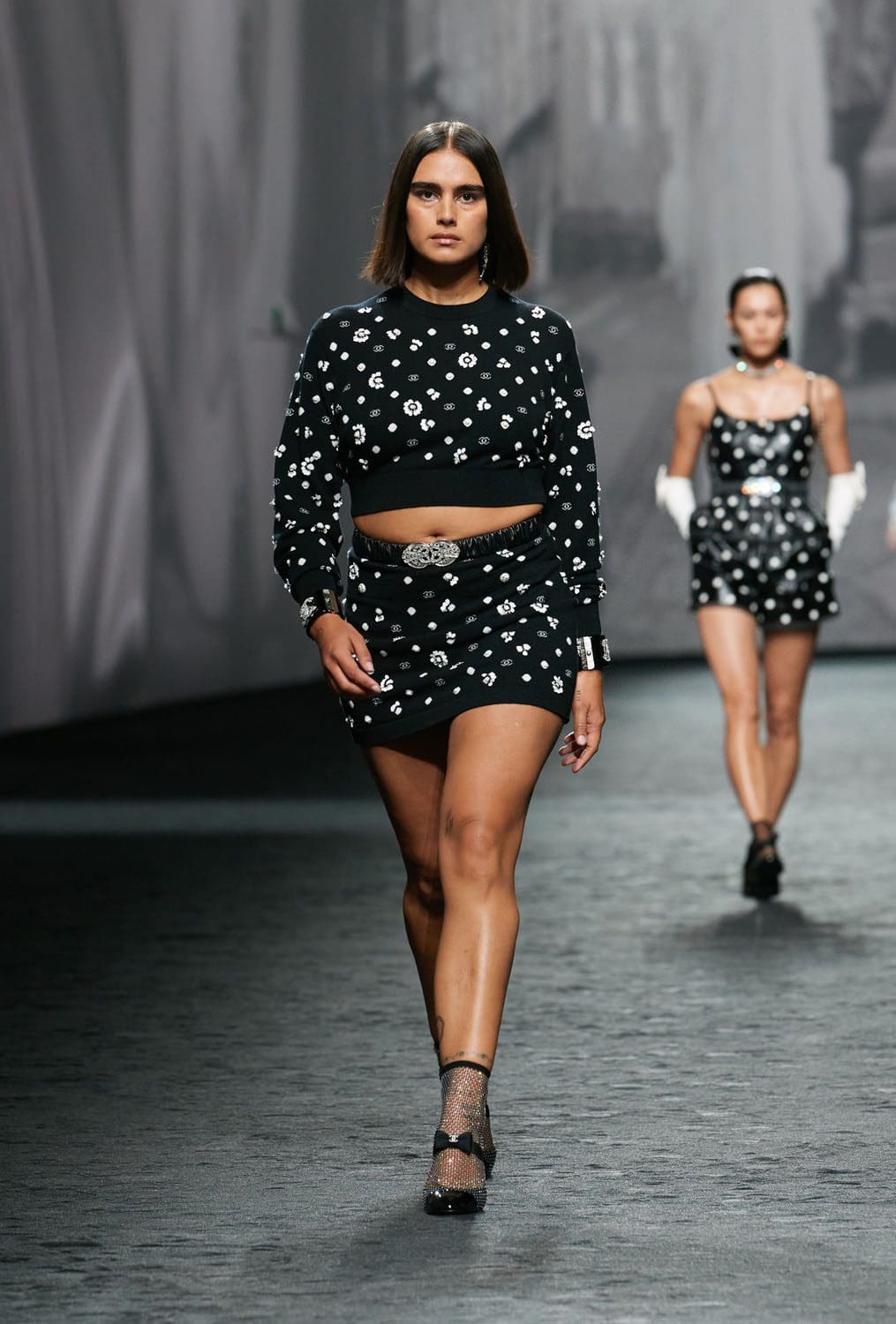 Chanel Spring Summer 2023 Ready to Wear Runway Magazine 10