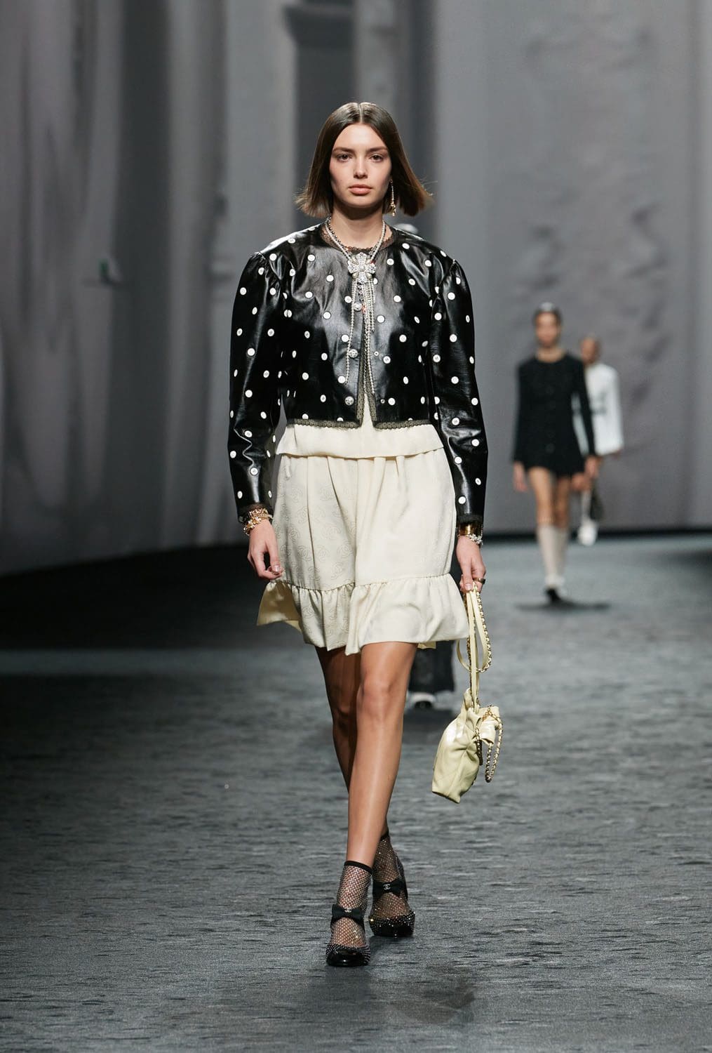 Chanel Spring Summer 2023 Ready to Wear Runway Magazine 13