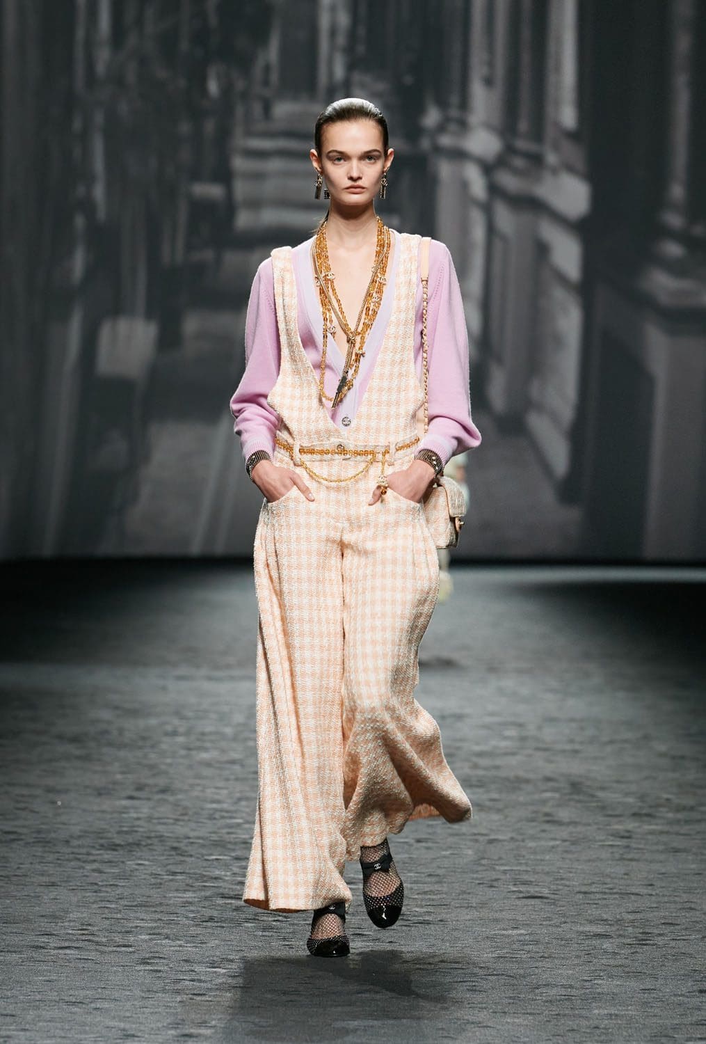 Chanel Spring Summer 2023 Ready to Wear Runway Magazine 29