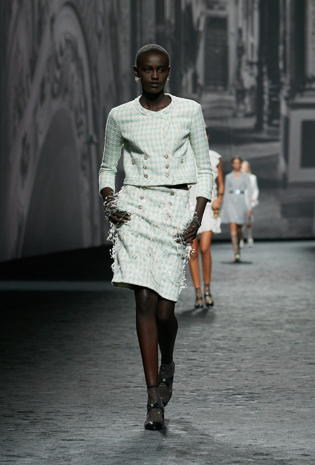 Chanel Spring Summer 2023 Ready to Wear Runway Magazine 35
