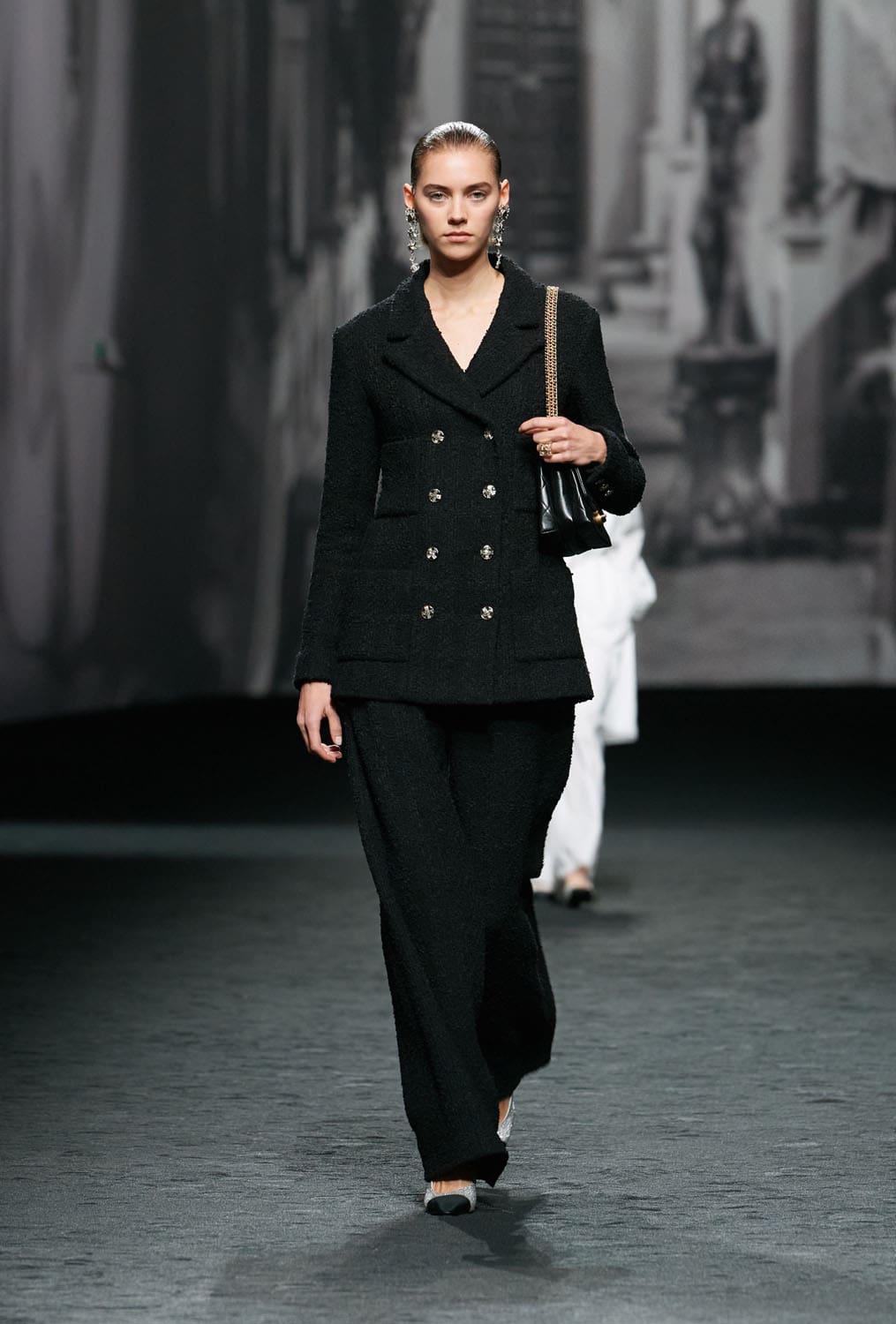 Chanel Spring Summer 2023 Ready to Wear Runway Magazine 5