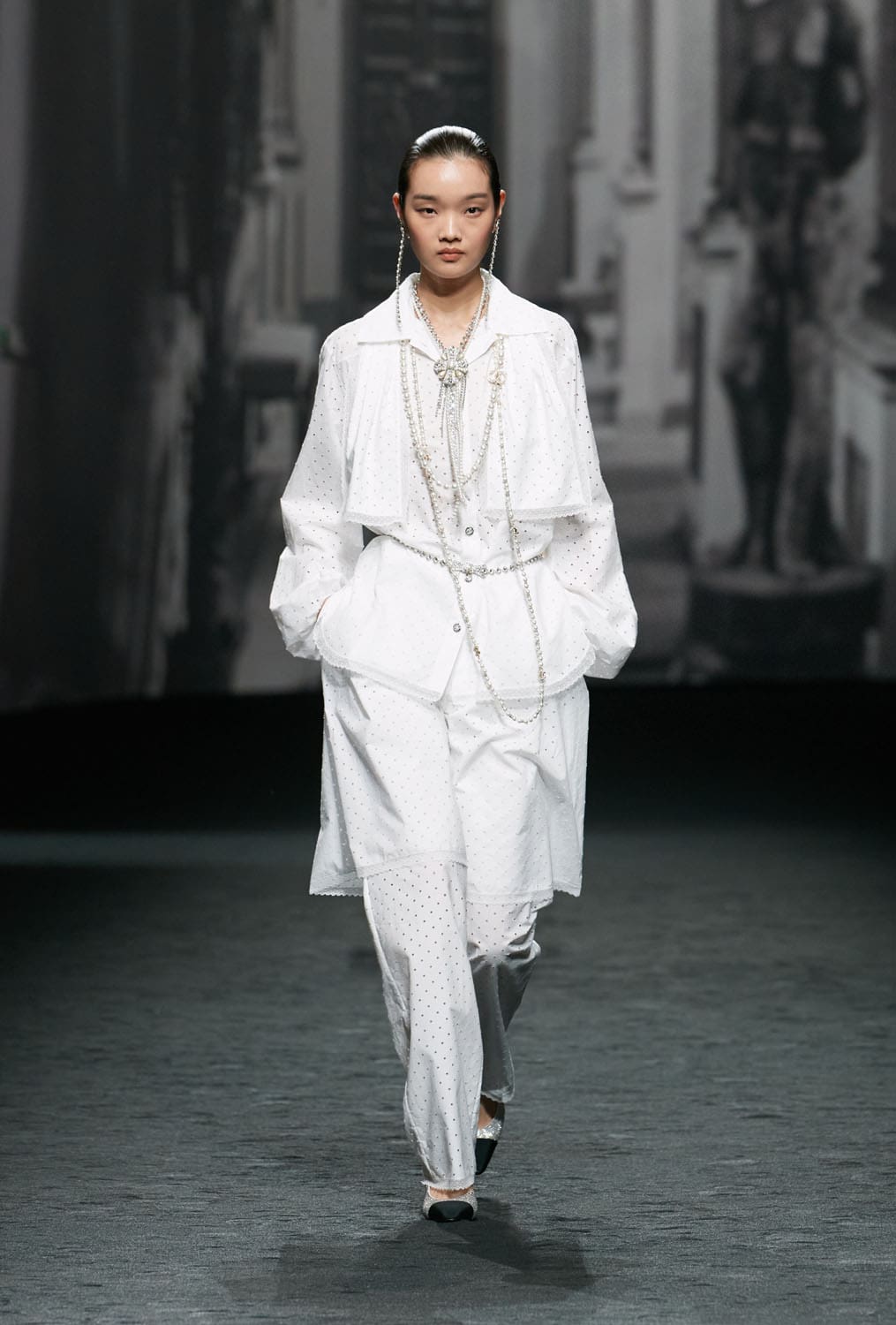 Chanel Spring Summer 2023 Ready to Wear Runway Magazine 6