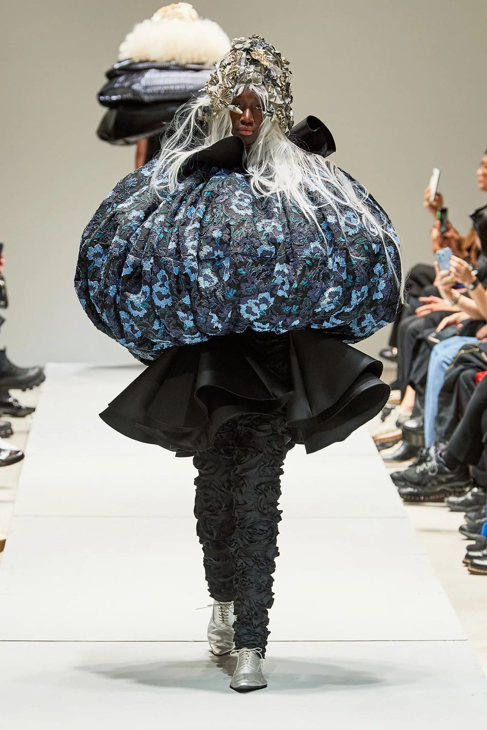 Comme des Garcons Spring Summer 2023 Runway Magazine 13