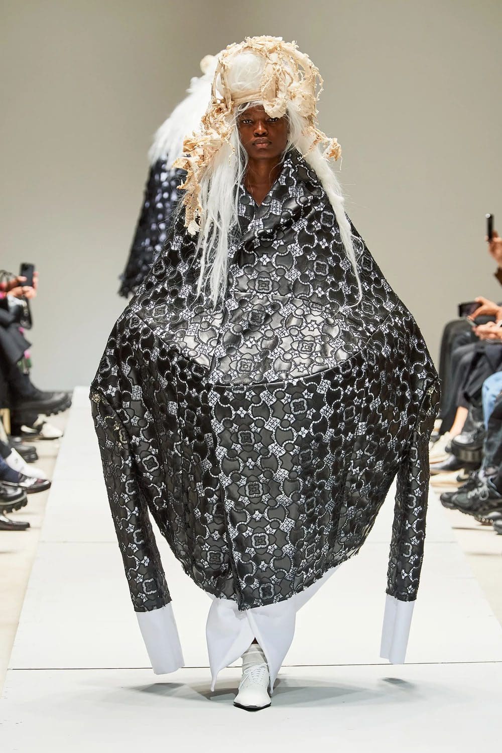 Comme des Garcons Spring Summer 2023 Runway Magazine 6