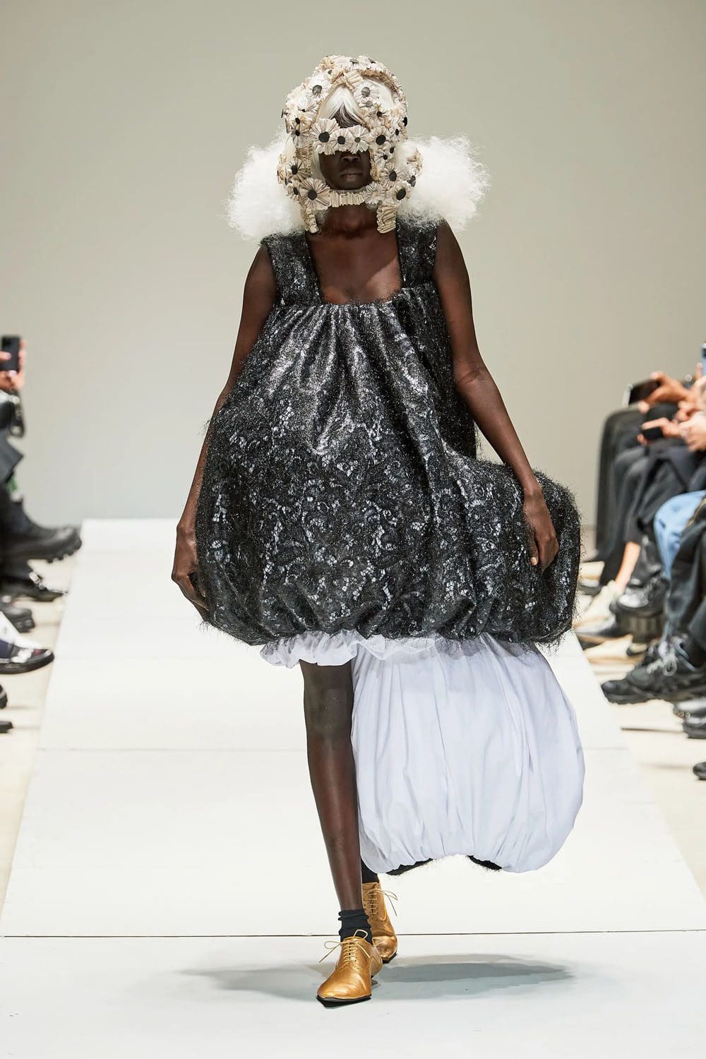 Comme des Garcons Spring Summer 2023 Runway Magazine 9