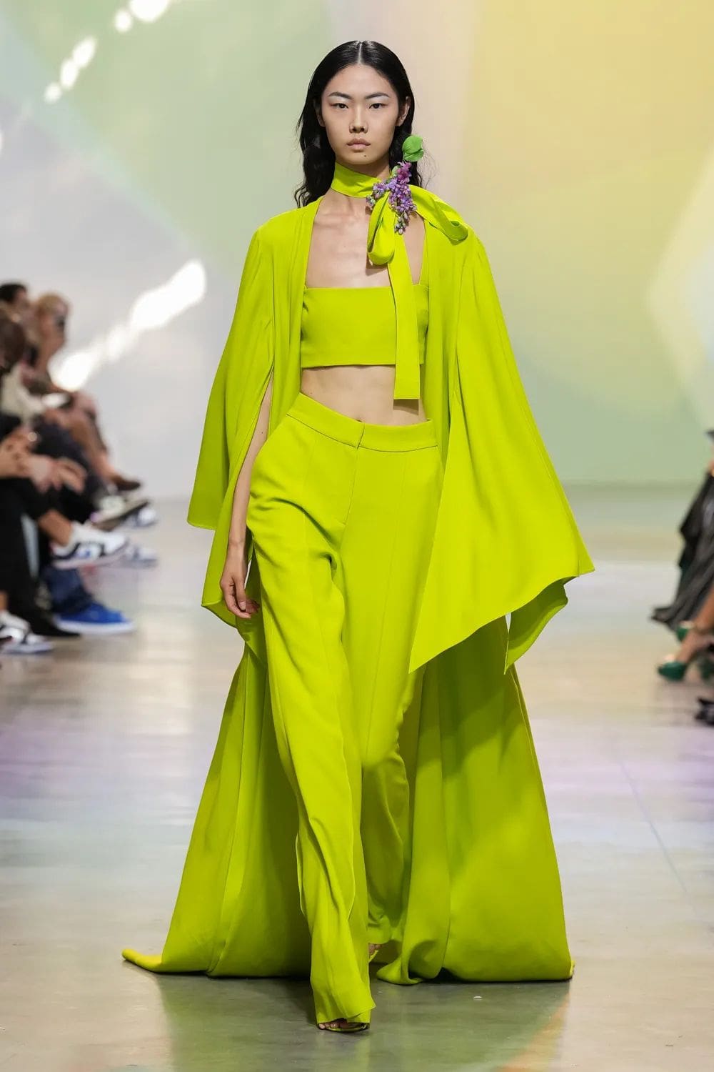 Elie Saab Primavera Verão 2023 Runway revista
