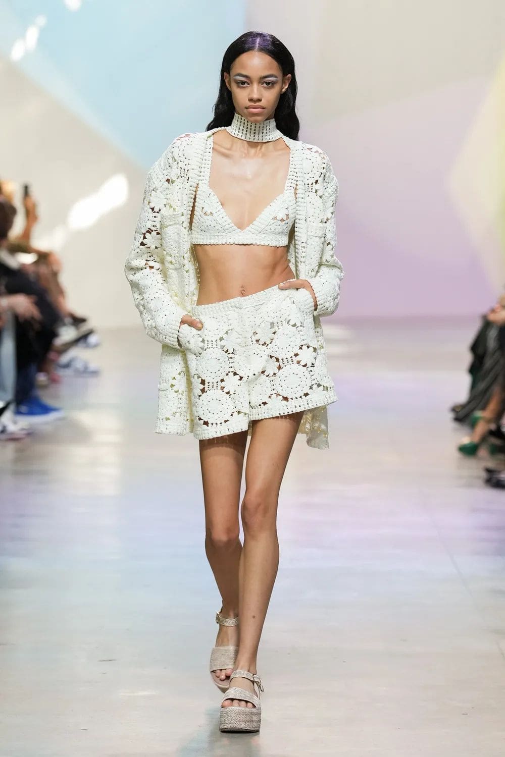 Elie Saab Primavera Verão 2023 Runway revista