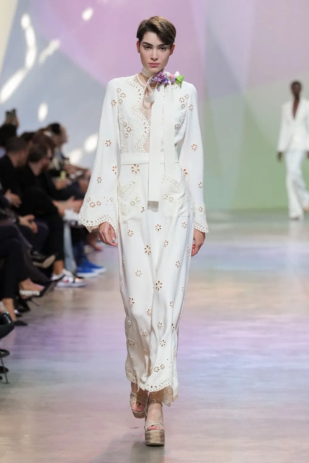 Elie Saab Primavera Verão 2023 Runway revista