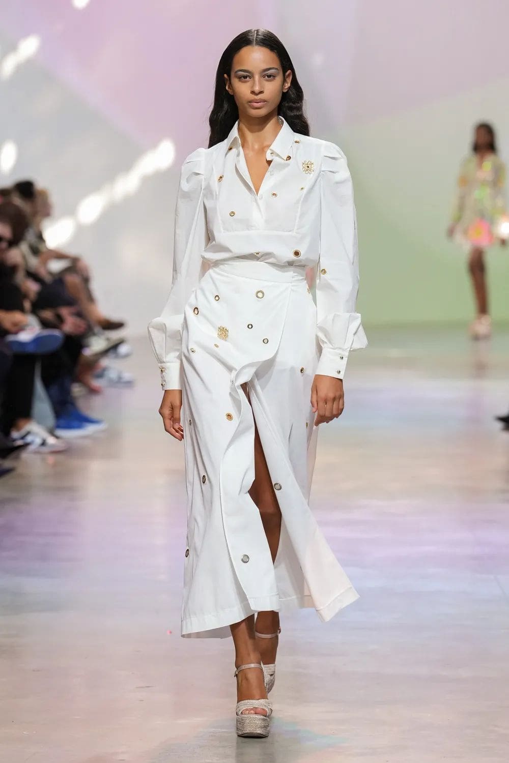 Elie Saab Primavera Verão 2023 Runway revista