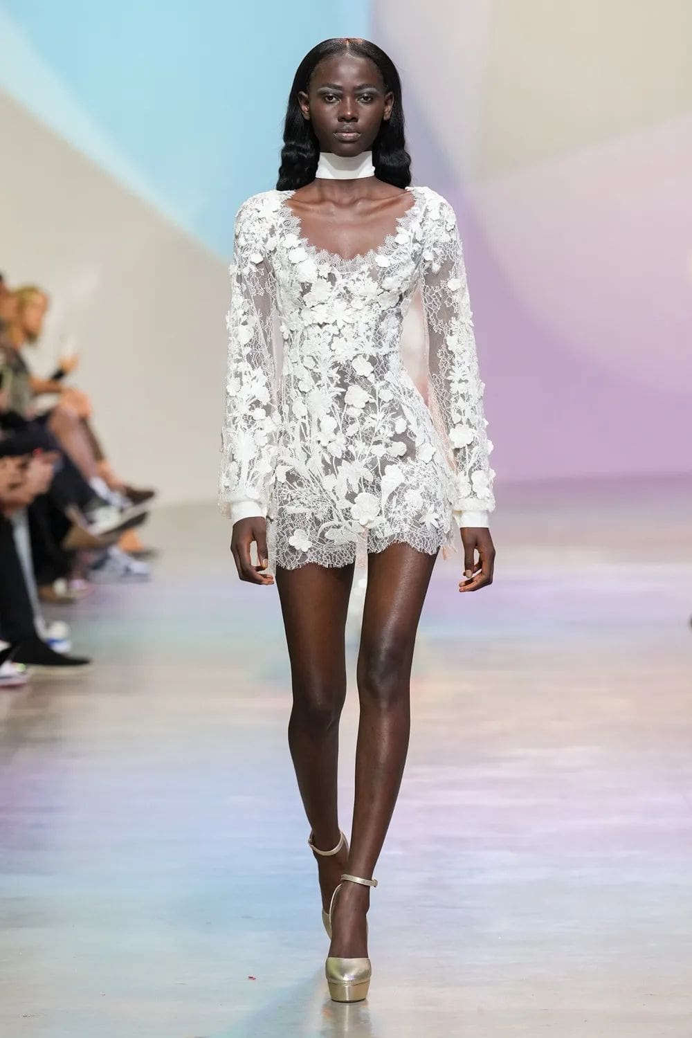 Elie Saab Primavera Verão 2023 Runway revista