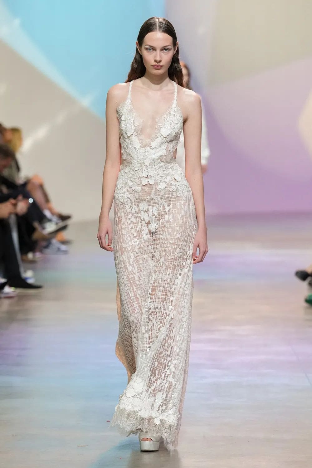 Elie Saab Primavera Verão 2023 Runway revista