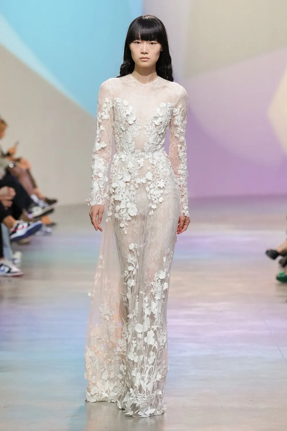 Elie Saab Primavera Verão 2023 Runway revista
