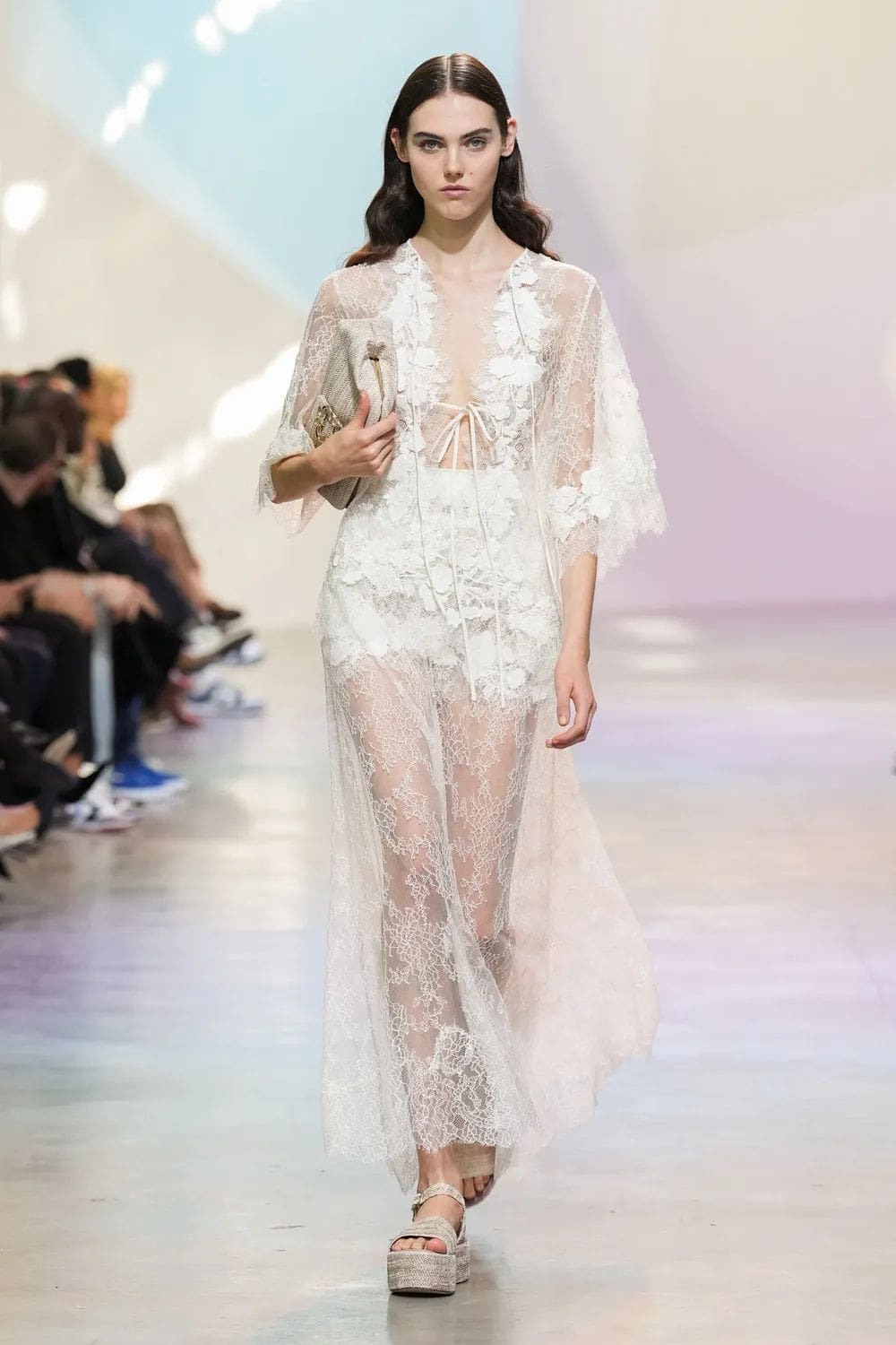 Elie Saab Primavera Verão 2023 Runway revista