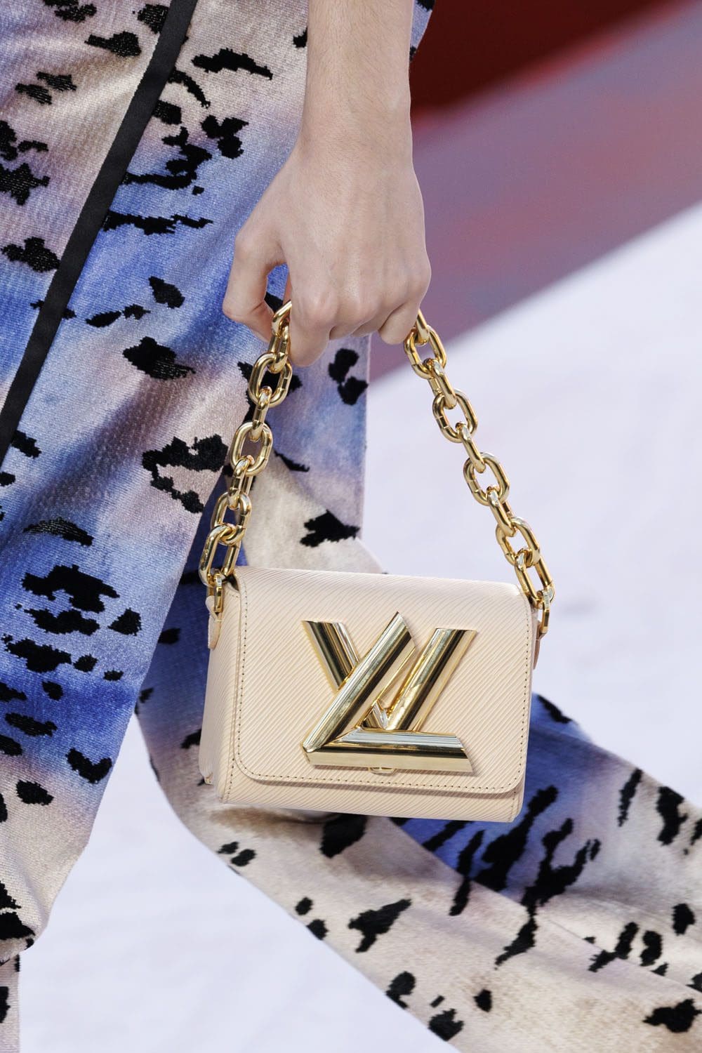 Louis Vuitton Spring Summer 2023 Details Women Runway Magazine 37