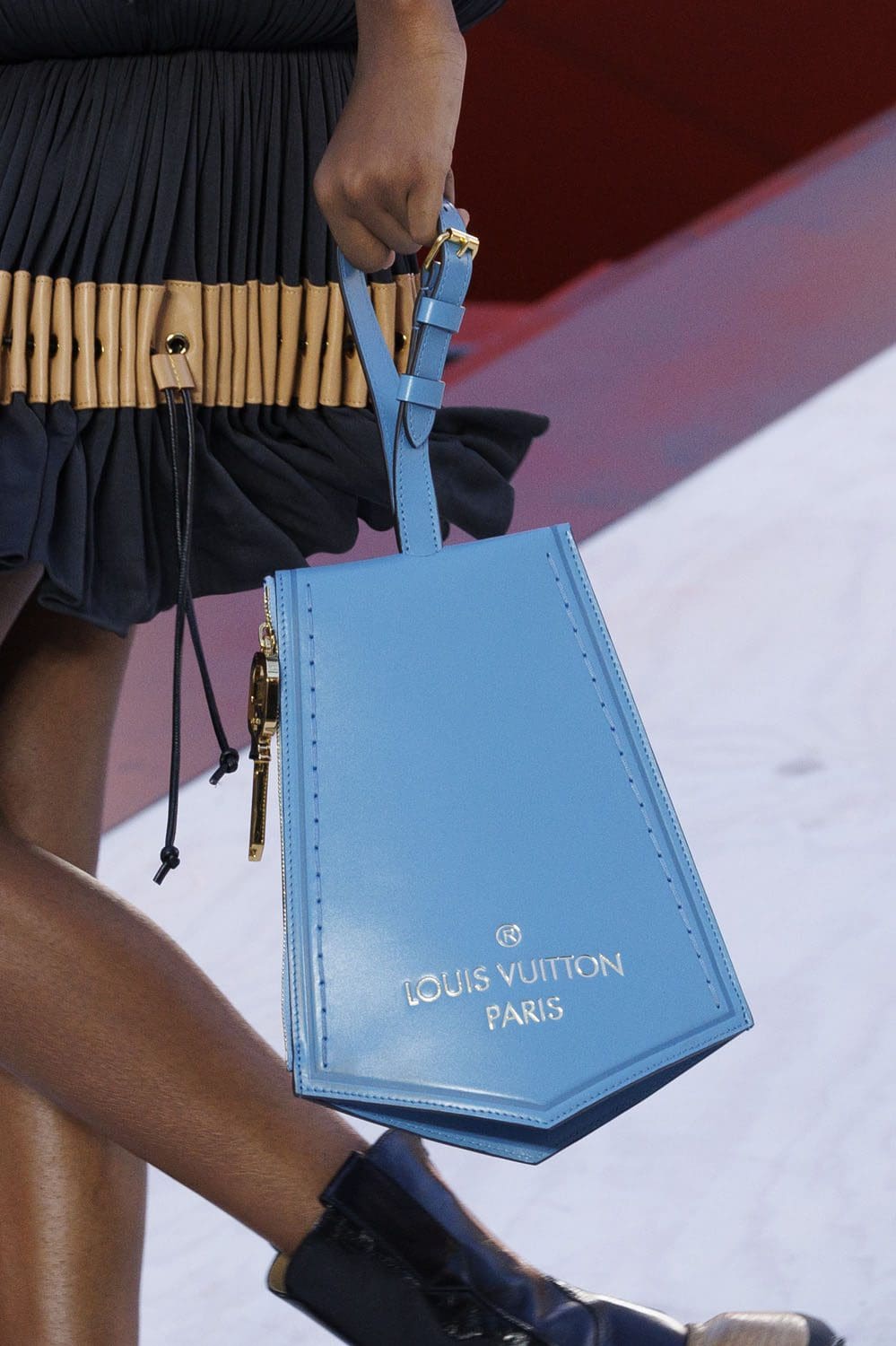 Louis Vuitton Spring Summer 2023 Details Women Runway Magazine 41