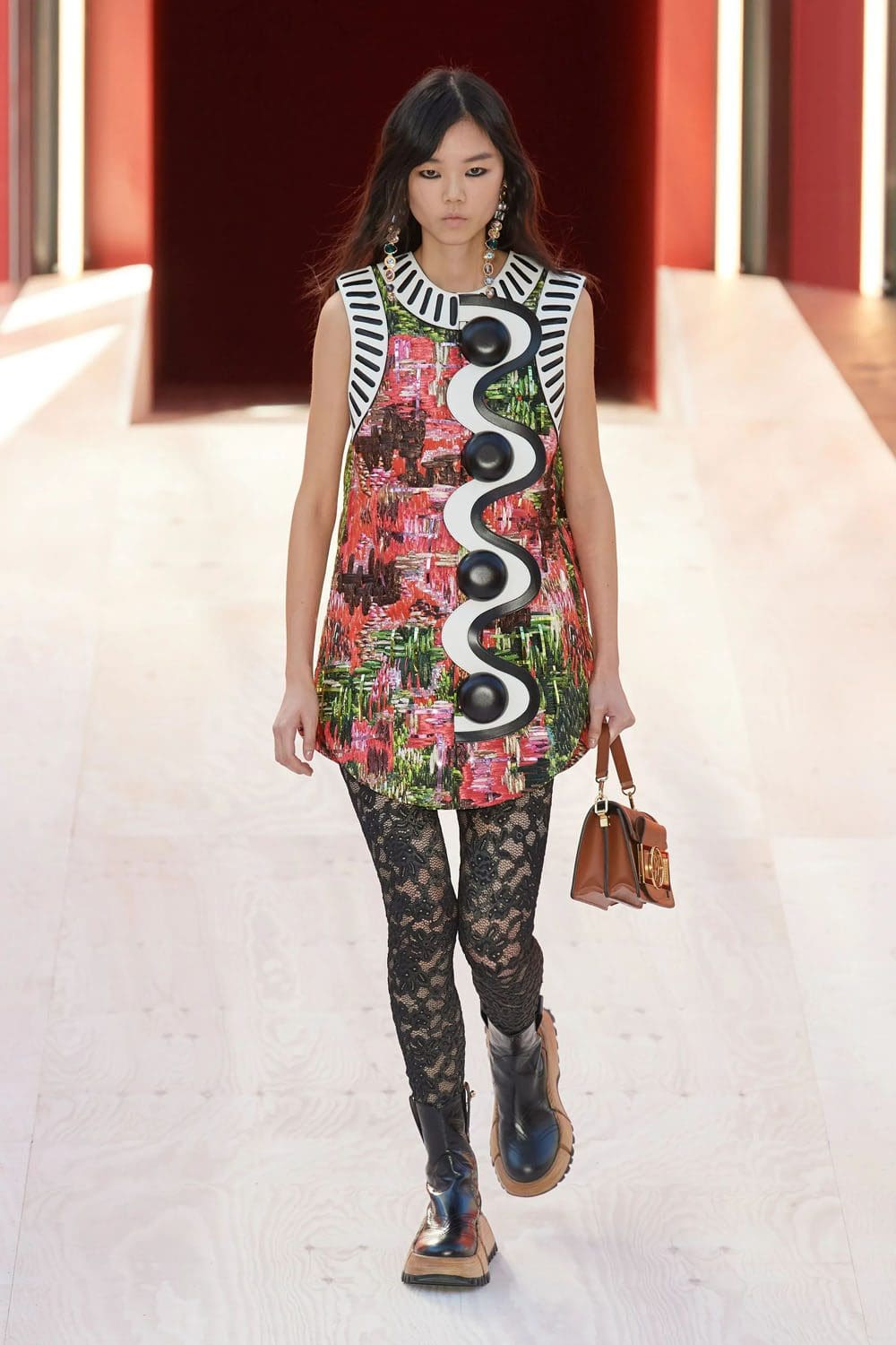Louis Vuitton Spring Summer 2023 Runway Magazine 13