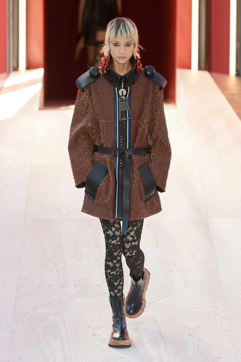 Louis Vuitton Spring Summer 2023 Runway Magazine 32